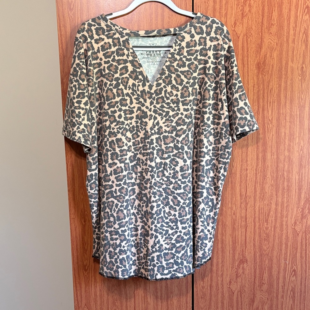 Crazy Train brand Leopard Print V-Neck Soft